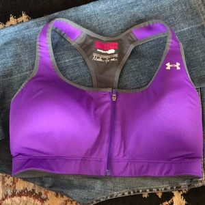 Under Armour zip front sports bra 36DD no wires